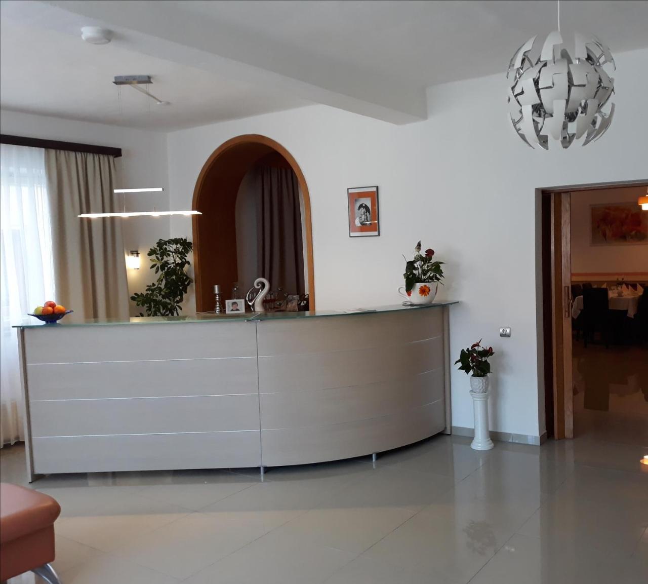 Hotel Luca Betzenstein Luaran gambar